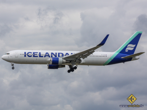 Boeing 767-319/ER
